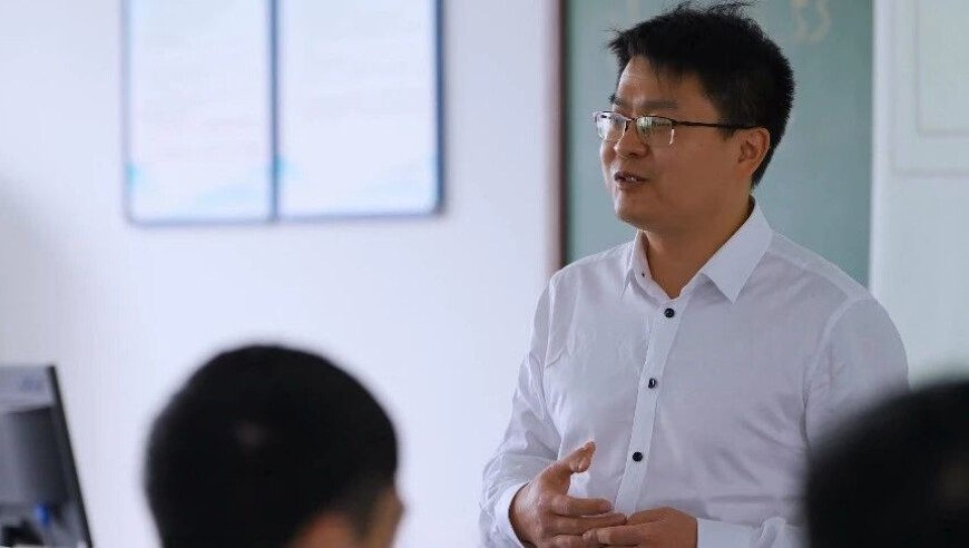 海米兄弟是什么梗,找2025年演门六合资料大全,全面解答解释落实_经典版V2.82